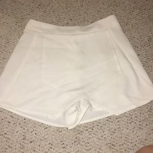 White skort